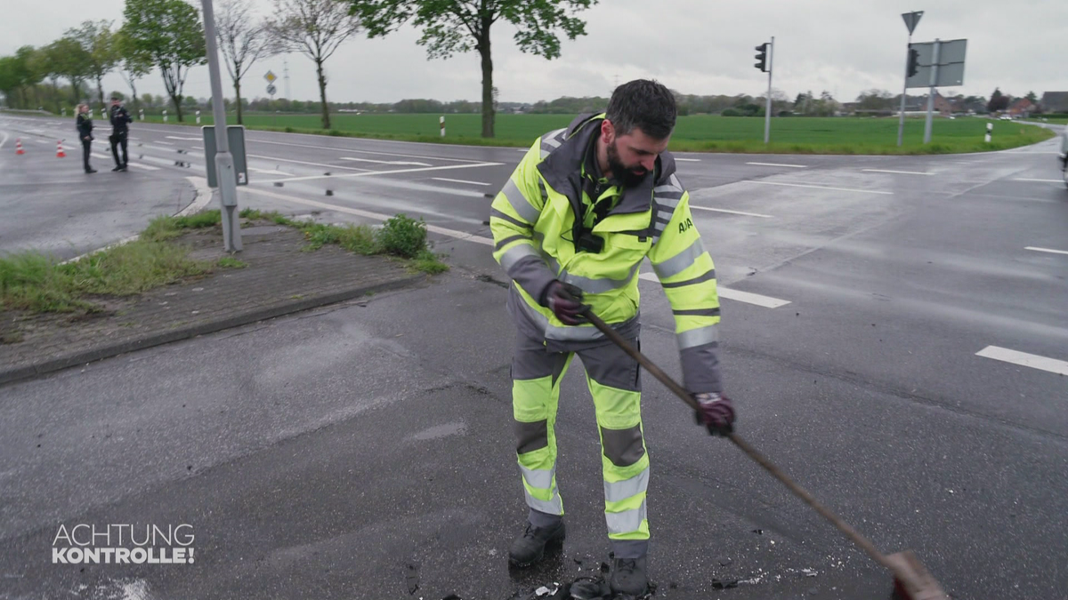 Für freie Straßen - Abschlepper Marcel Kurzynski