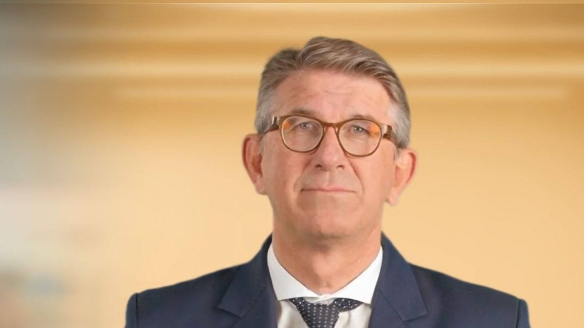 Weimers KI-Avatar spricht Chinesisch