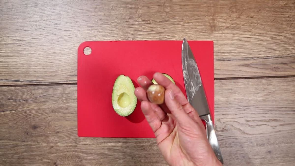 Nie den Avocadokern wegschmeißen