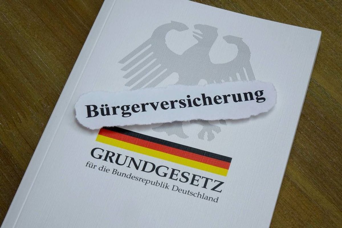 Statt Trennung in gesetzliche & private Kassen: Deutsche befürworten Bürgerversicherung