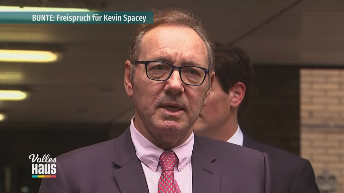 BUNTE - live: Freispruch für Kevin Spacey