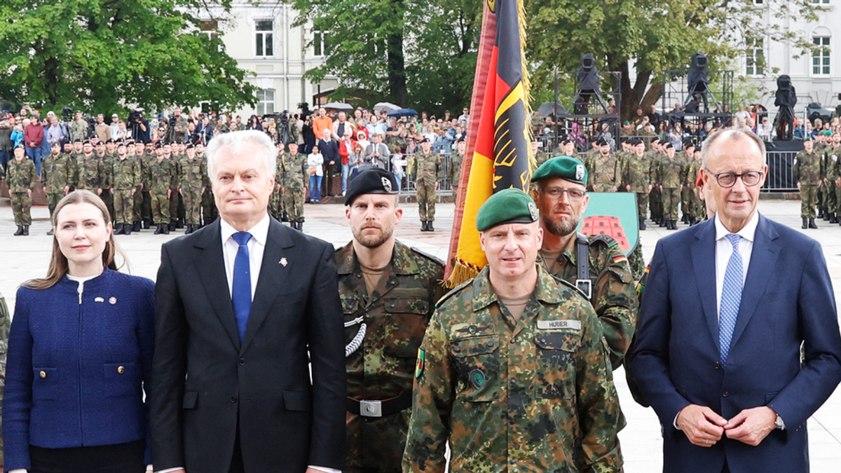 Merz weiht Bundeswehr-Brigade in Litauen ein