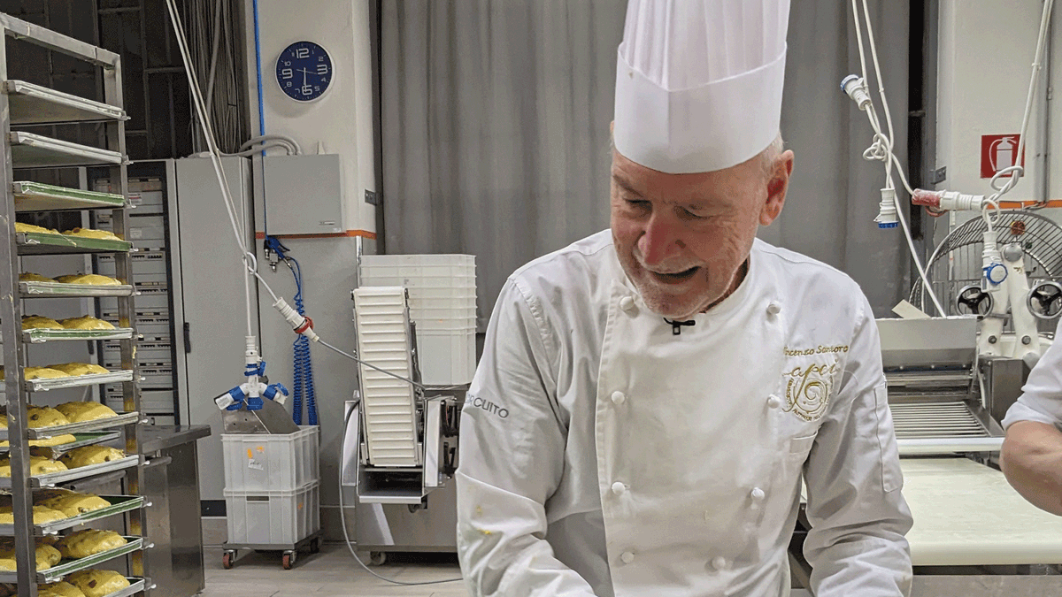 Panettone: Die Kunst der traditionellen Herstellung und ihre Geheimnisse