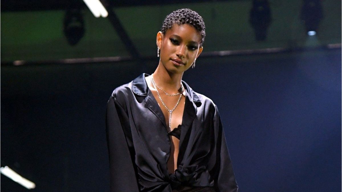 Willow Smith gesteht: Sie hat für Rihanna zum ersten Mal Dessous getragen