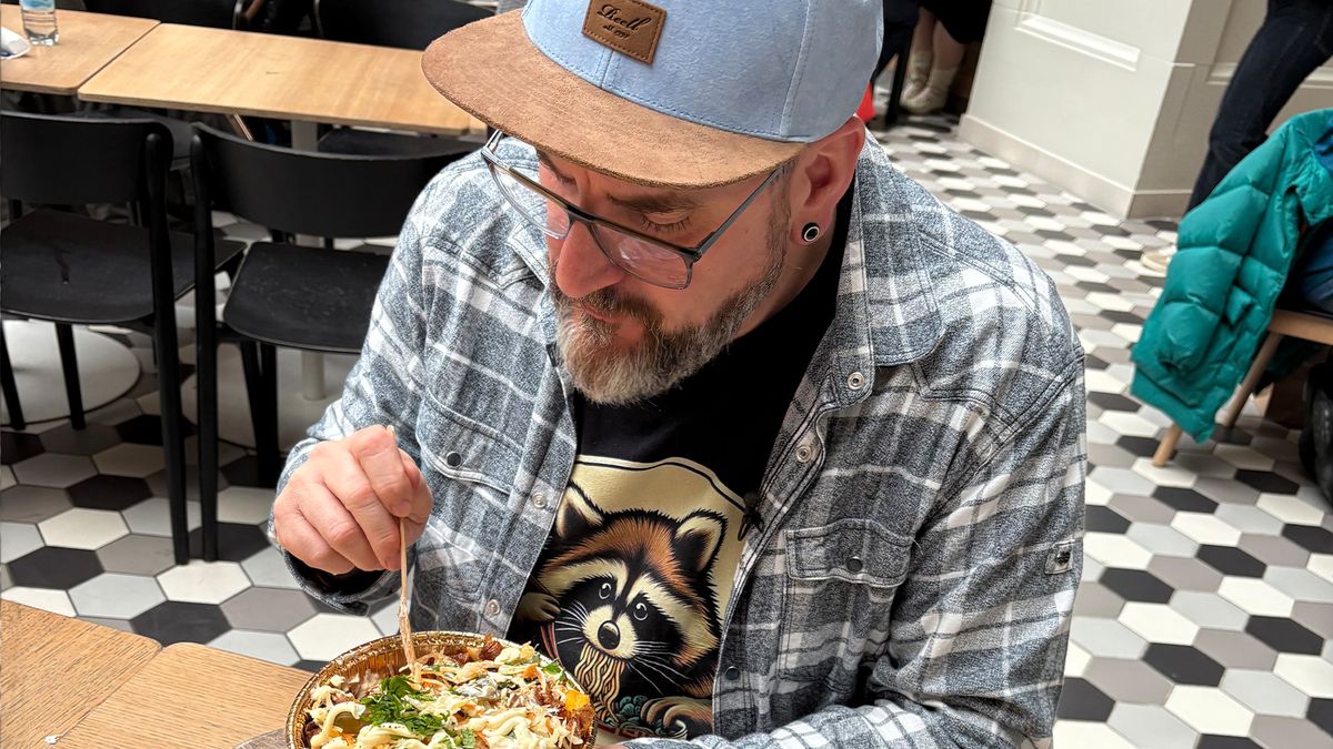 Thema u. a.: Food-Tester Markus Grimm – Currywurst und Cheesetarts