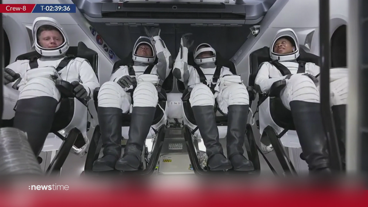 Drei Amerikaner und ein Russe: ISS-Crew fliegt ins All