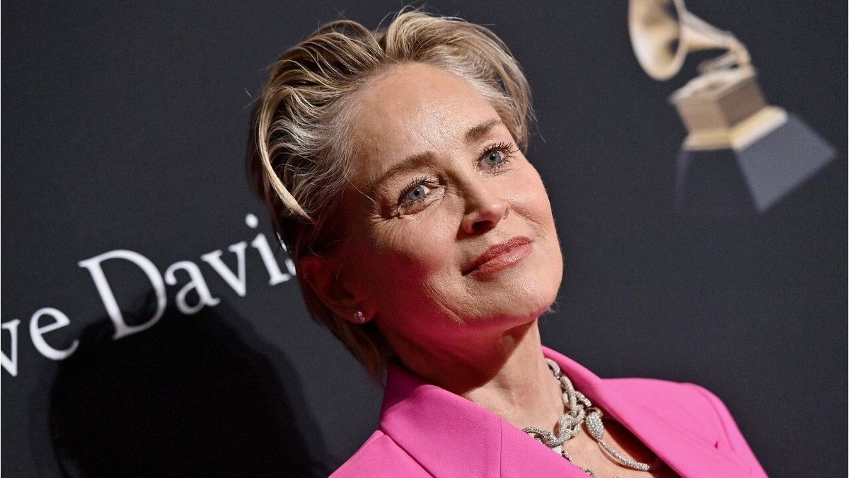 Fans flippen aus: Sharon Stone postet sexy Bikini-Foto