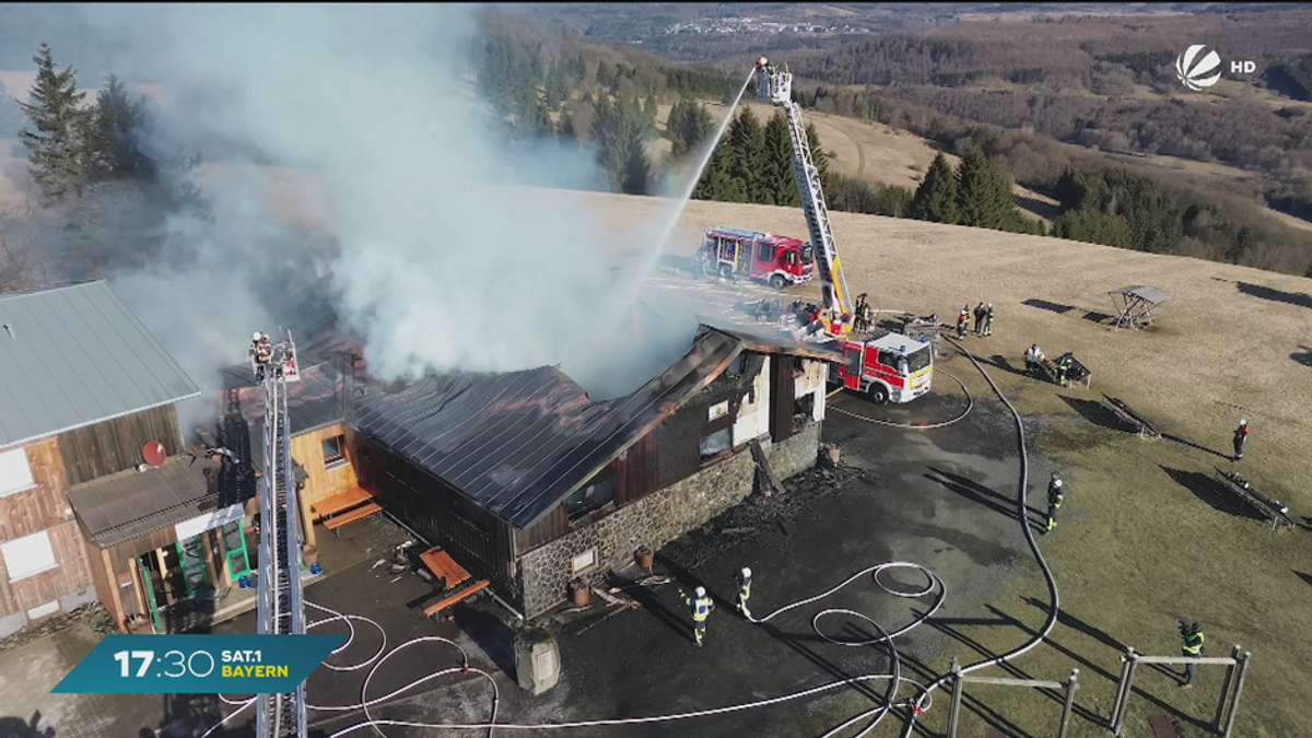 Brand auf dem Feuerberg: Kissinger Hütte durch Feuer zerstört