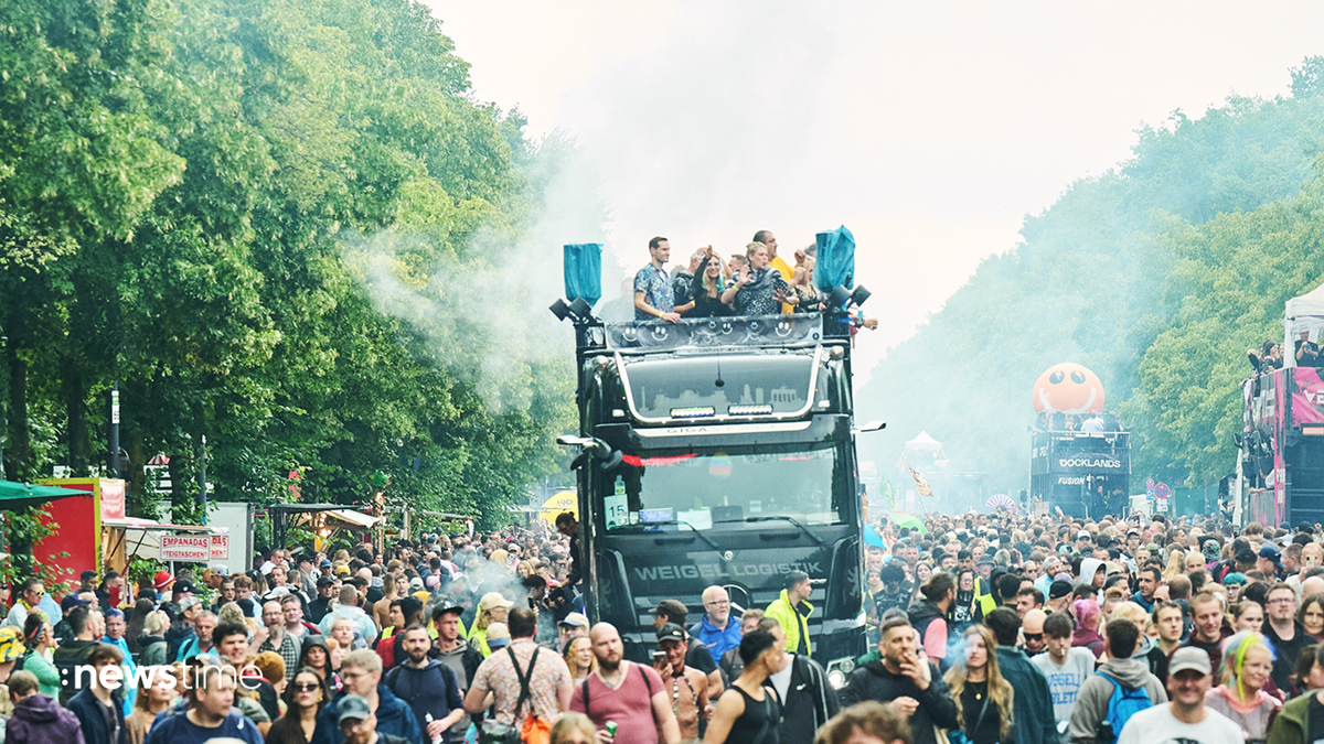 Berlin: Zehntausende feiern bei "Rave the Planet"