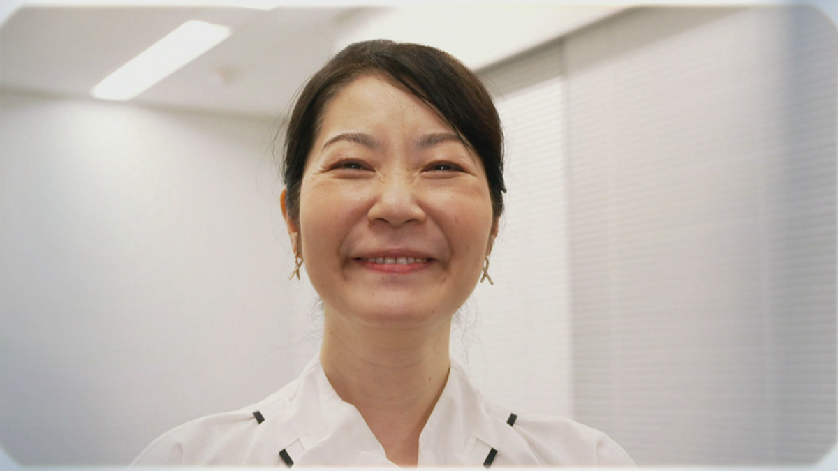 Wie lacht man richtig? Lächel-Seminar in Japan