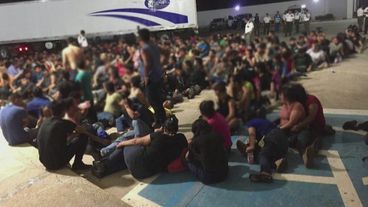 Lkw mit 343 Migranten in Mexiko entdeckt