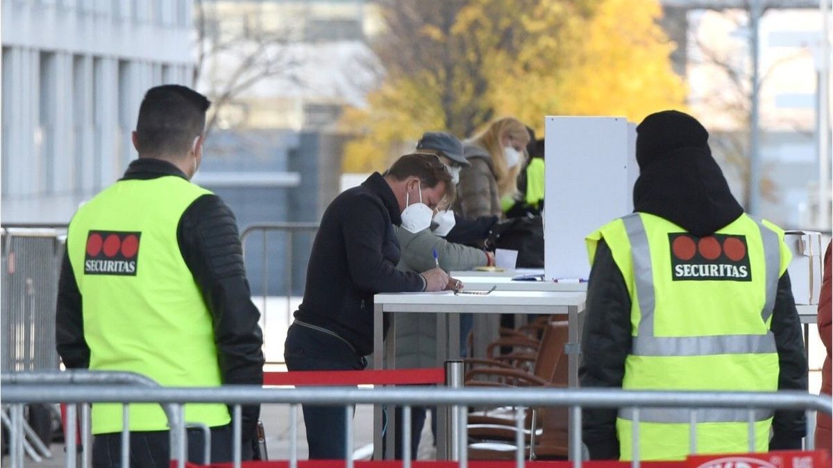 Österreich wird Hochrisikogebiet: Darauf müssen Urlauber achten