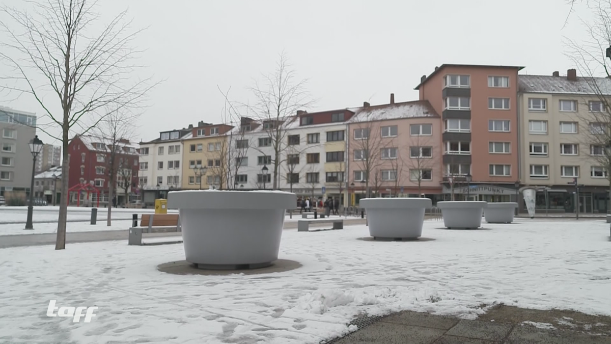 Sehenswürdigkeit oder Steuergeldverschwendung? Die Blumenkübel von Bremerhaven.