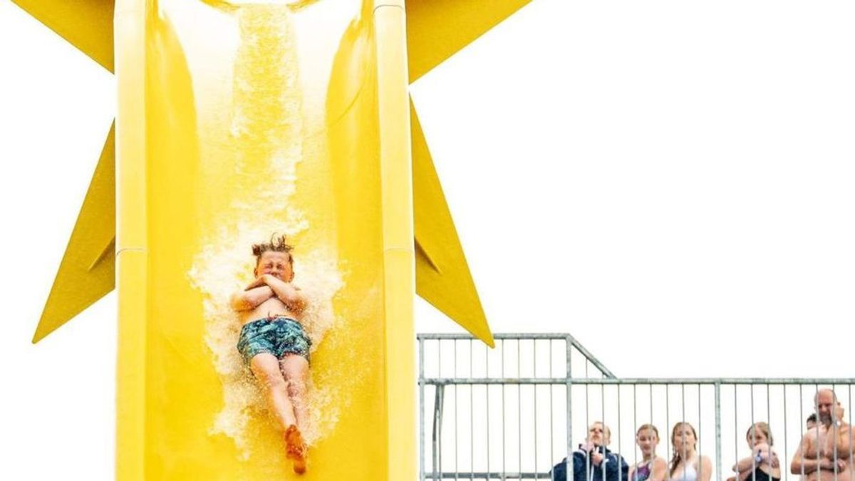 Deutschlands höchste Wasserrutsche im Test