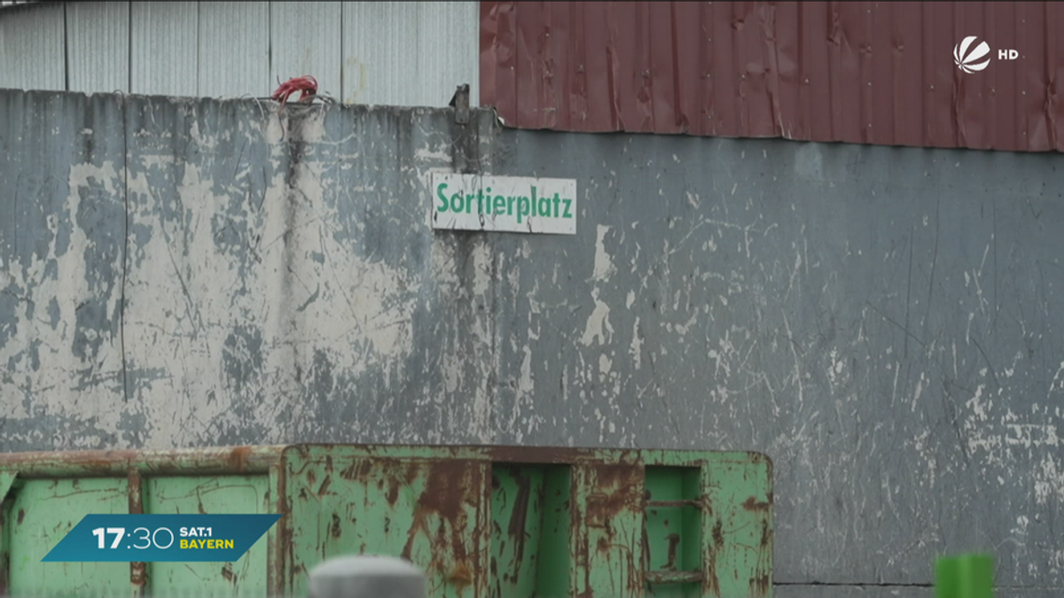 Altkleider-Container in München: Polizei findet Leiche eines Obdachlosen