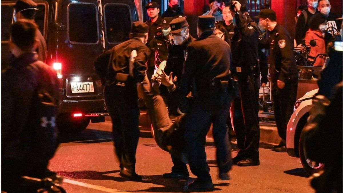 Festnahmen bei Protestwelle in China: "Harte Reaktion des Regimes" befürchtet