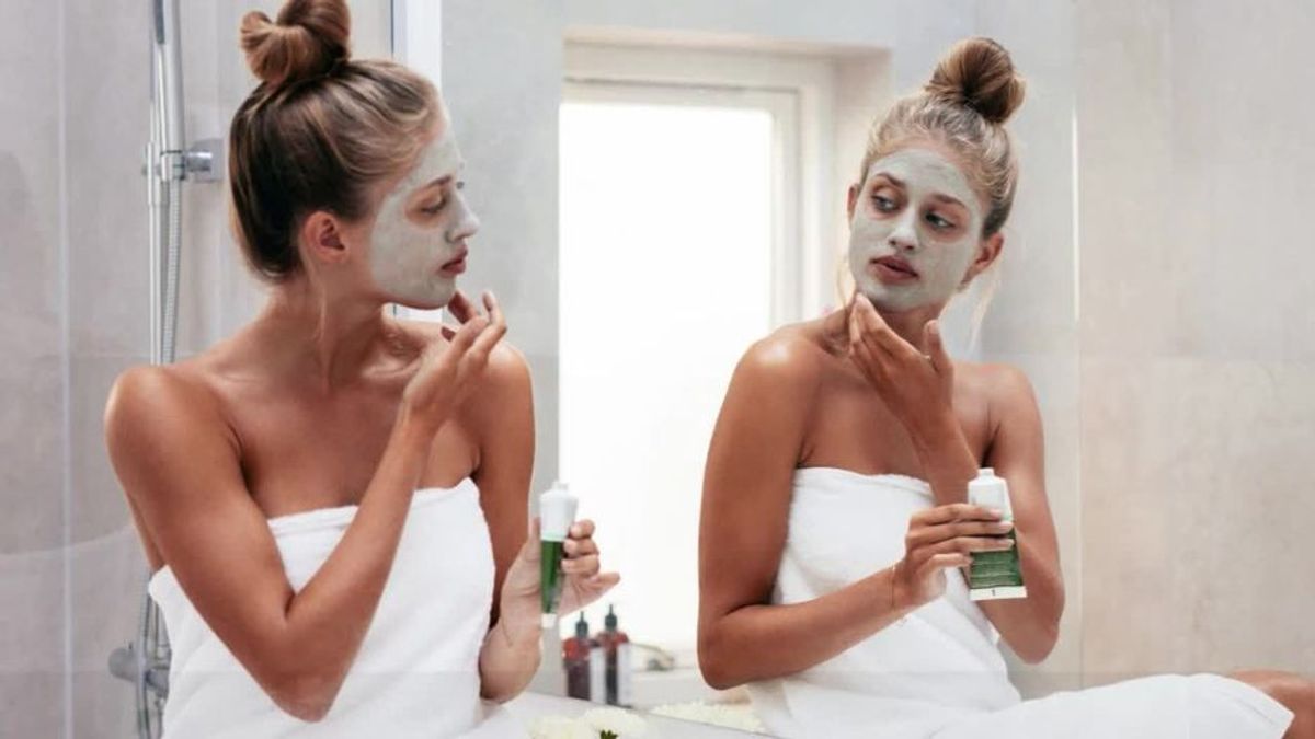 Skin Gritting: Diese Methode lässt Mitesser verschwinden