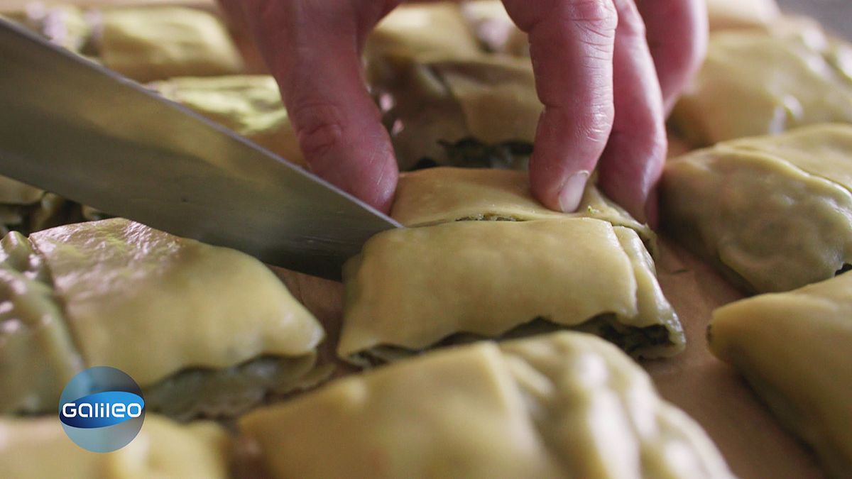 Masse mit Klasse Maultaschen: Filigrane Handarbeit vs. große Maschinen