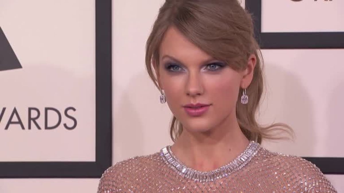 stars_taylorswiftwolltejakegyllenhallheiraten_ST1392741567_HDwide25