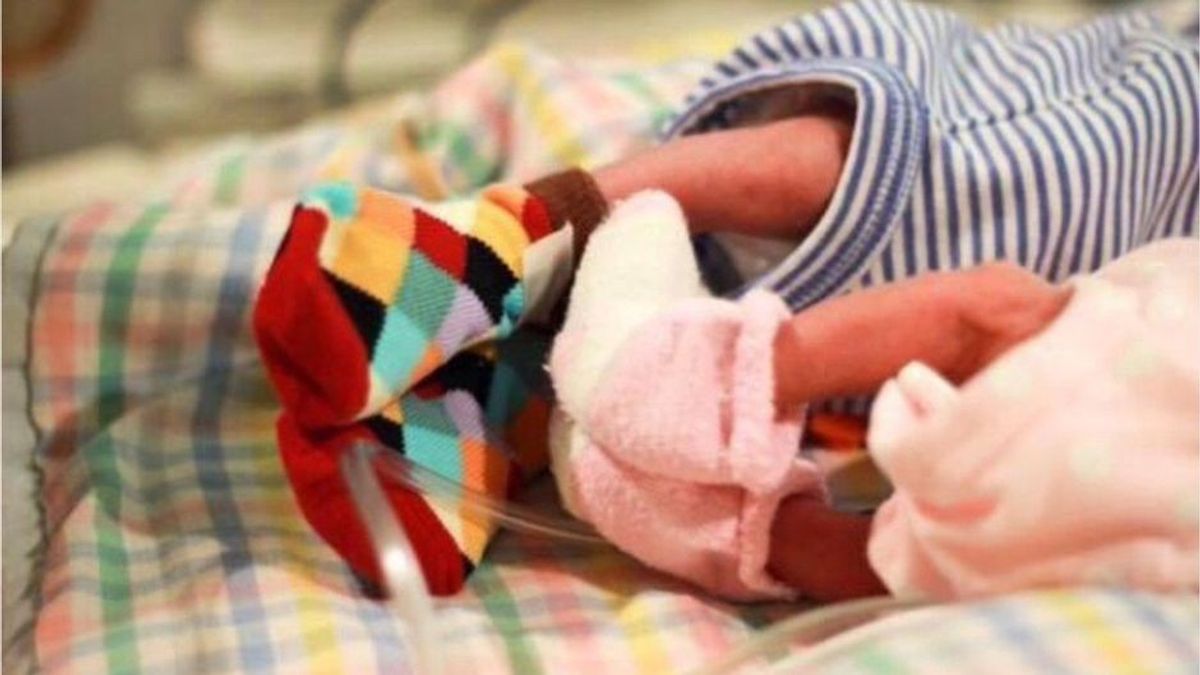 Medizinisches Wunder: Zwillinge wurden 5 Wochen auseinander geboren