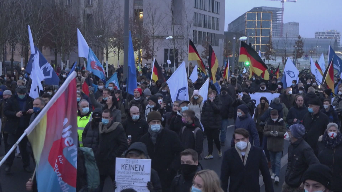 Rechte Netzwerke: Ist Deutschlands Demokratie in Gefahr? 