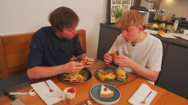 Koch gegen Lieferdienst: Smash Burger, Chili-Cheese-Fries und Cheesecake im Test