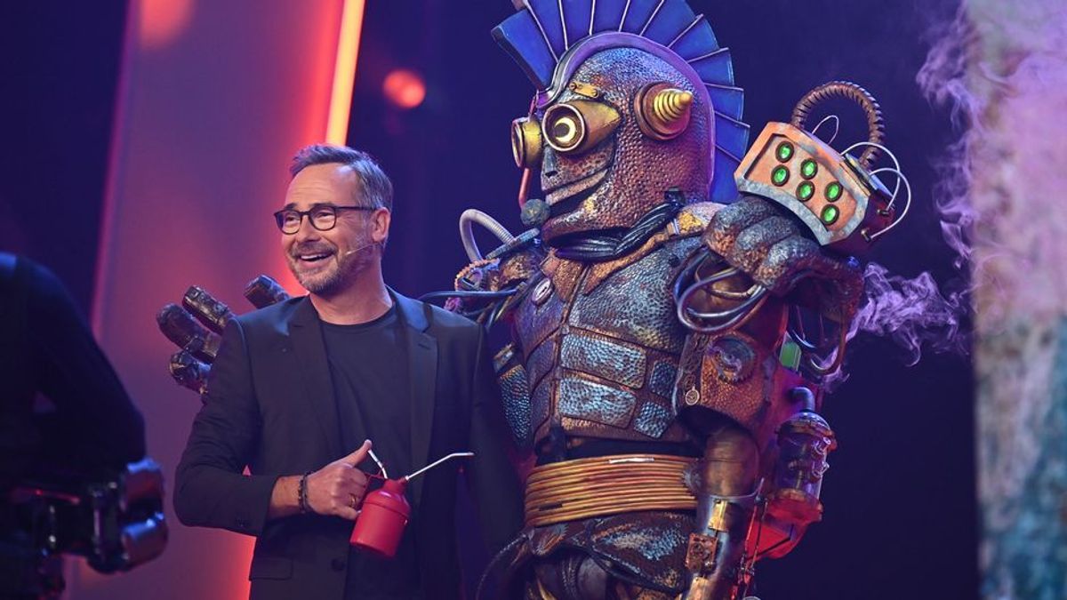 Die erste Taufe bei "The Masked Singer": No Name heißt jetzt Rosty!