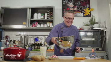 Dirk Hoffmann testet die schräge Buttermilchsuppe aus dem Internet