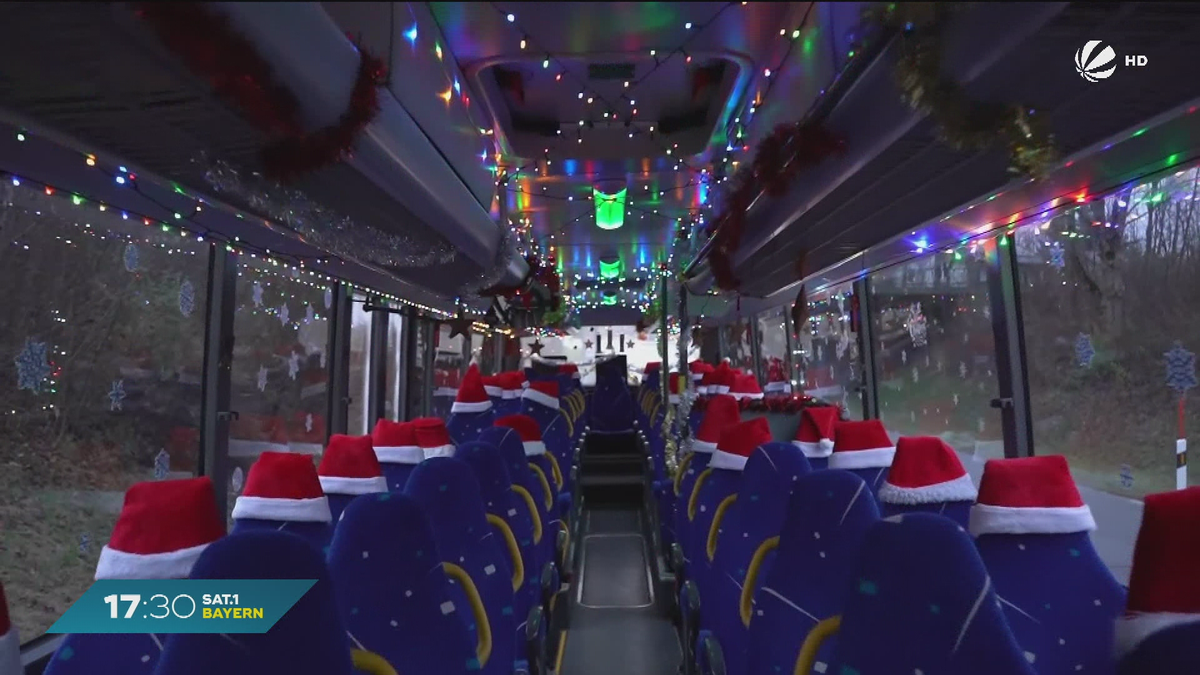 Weihnachtsbus in Oberbayern: Busfahrer begeistert Schulkinder