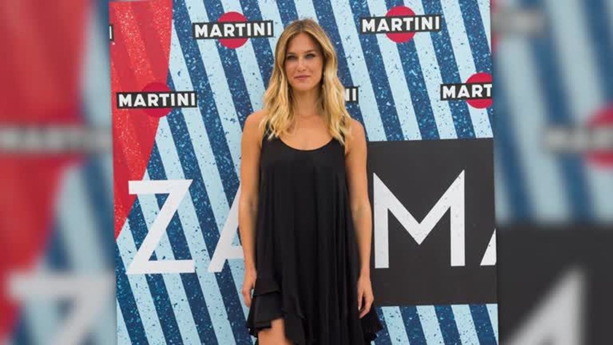 Sexy Bar Refaeli bei der Formel 1