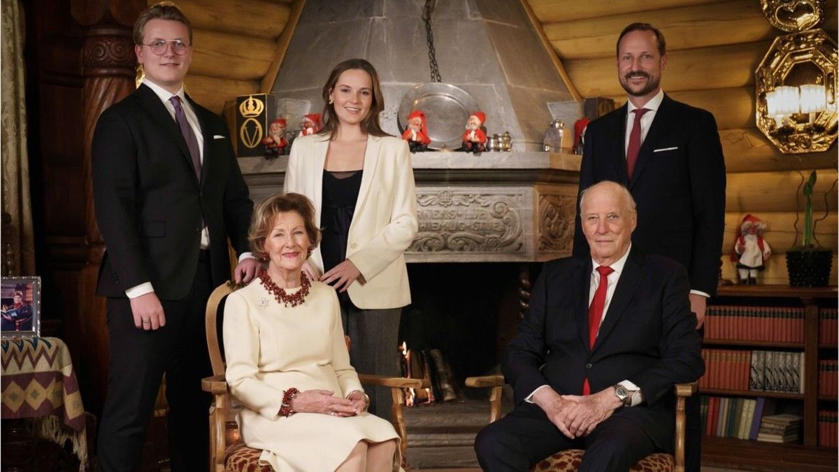 Prinzessin fehlt auf traditionellem Weihnachtsfoto der royalen Familie