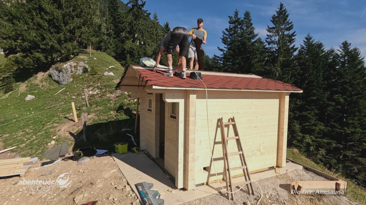 Heißes Saunen am steilen Hang