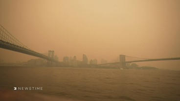 Extremzustand: New York eingehüllt in dichten Rauch