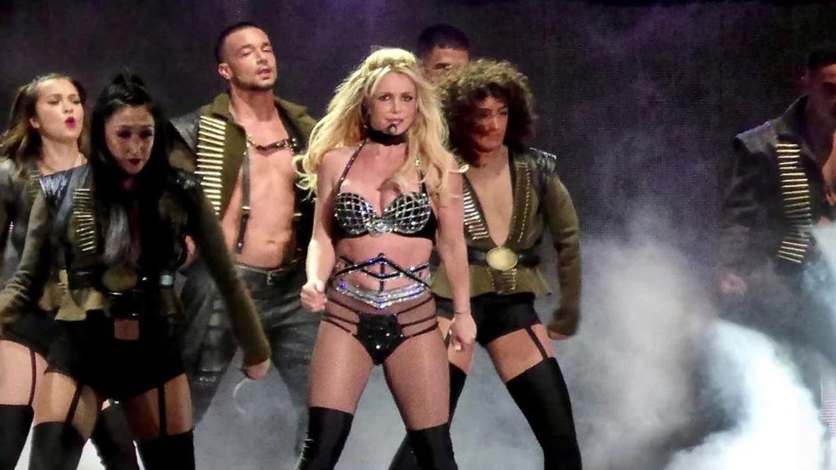 Todkranker Vater: Britney Spears legt ihre Karriere auf Eis