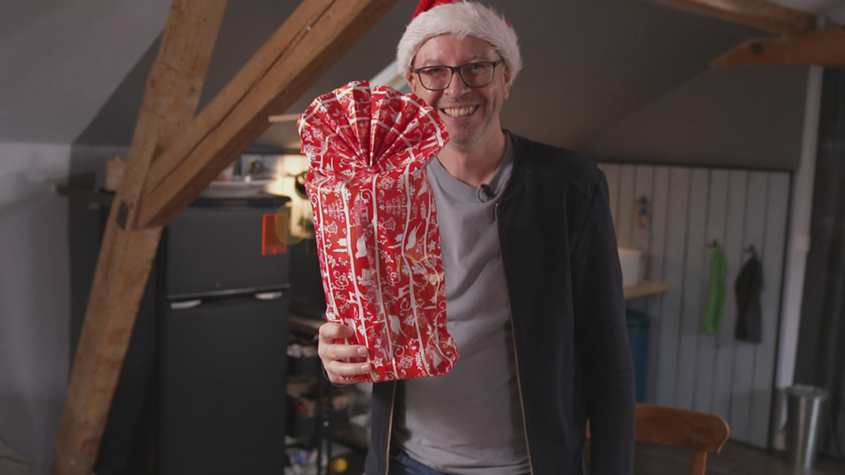 Einpack-Hilfe: DIY-Tüte für unförmige Geschenke