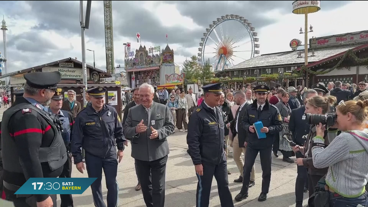 Sicherheit auf dem Oktoberfest: Innenminister Herrmann besucht Wiesn-Wache