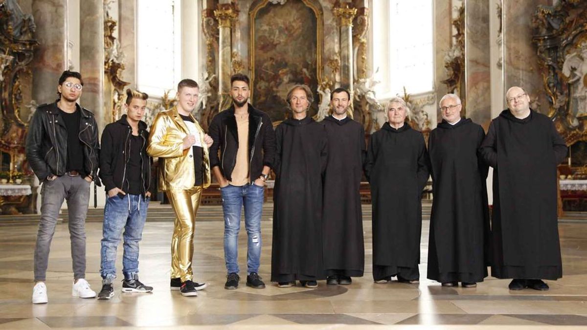 Ins Kloster gesteckt: Eine völlig fremde Welt für die Jungs