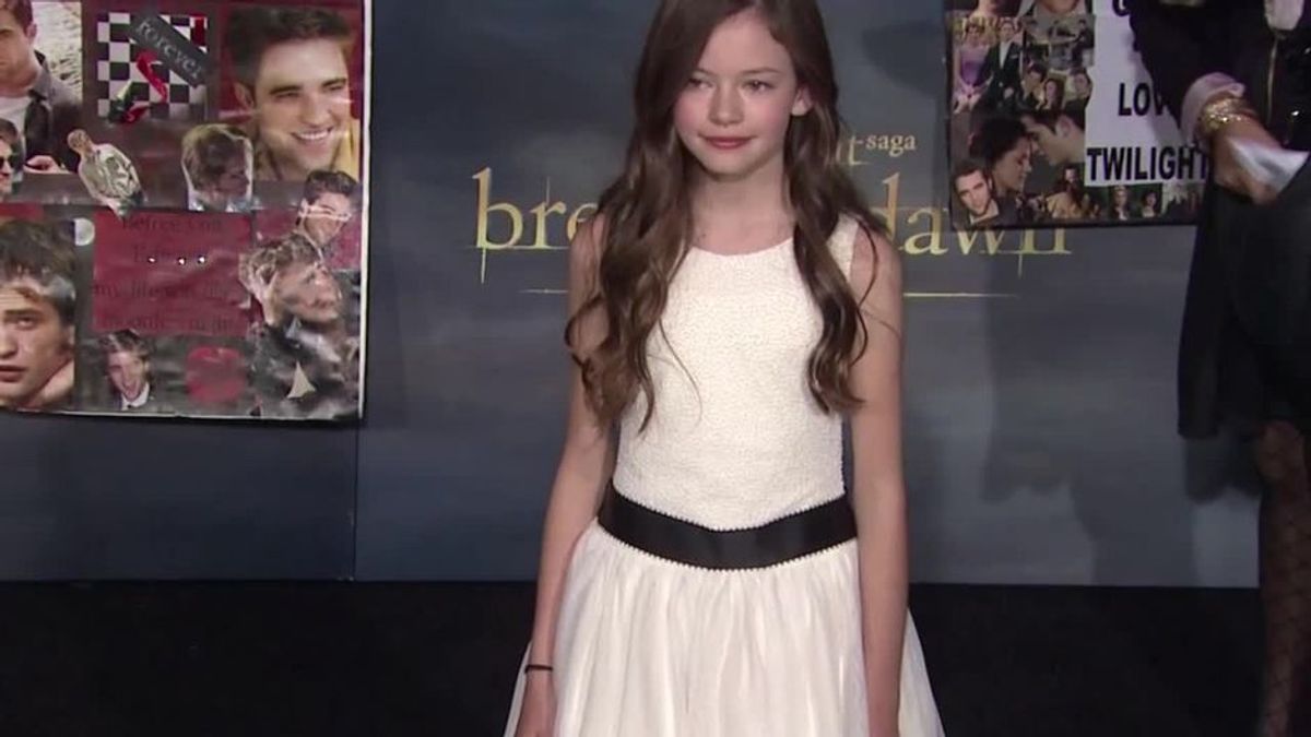 Bellas und Edwards Tochter: So groß ist Twilight-Star Mackenzie Foy schon