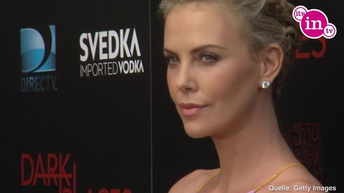 Charlize Theron: Lädt Obama in Strip-Club ein