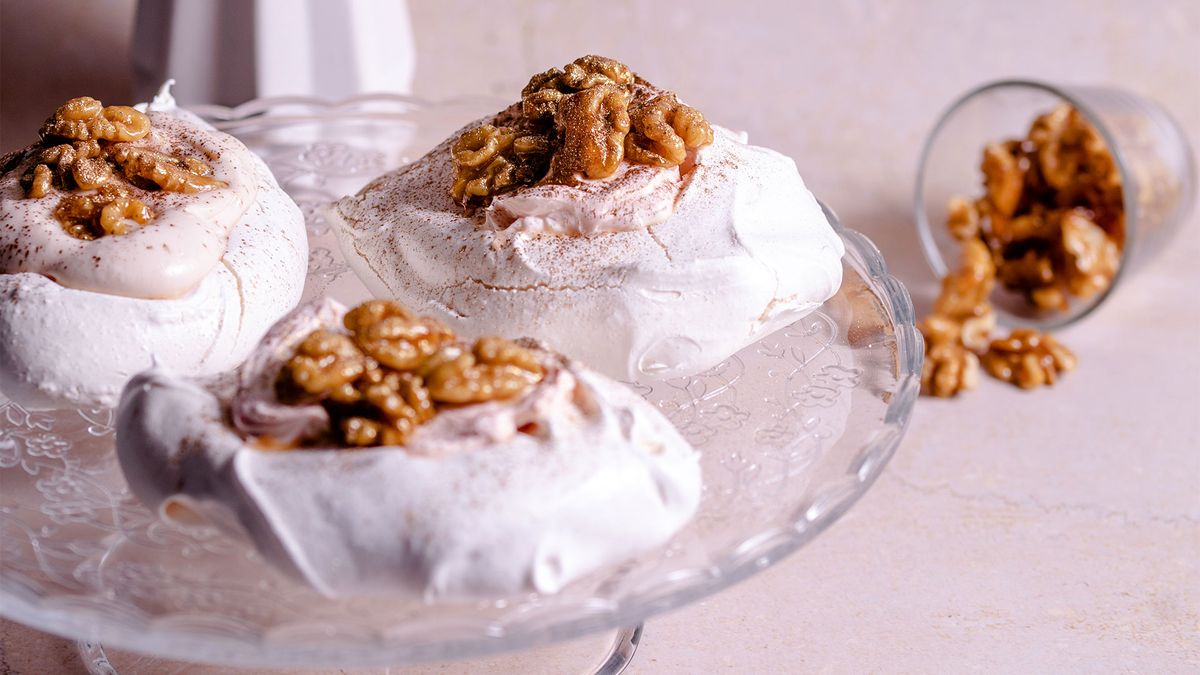 Petit-Pavlova mit Cheesecake-Topping