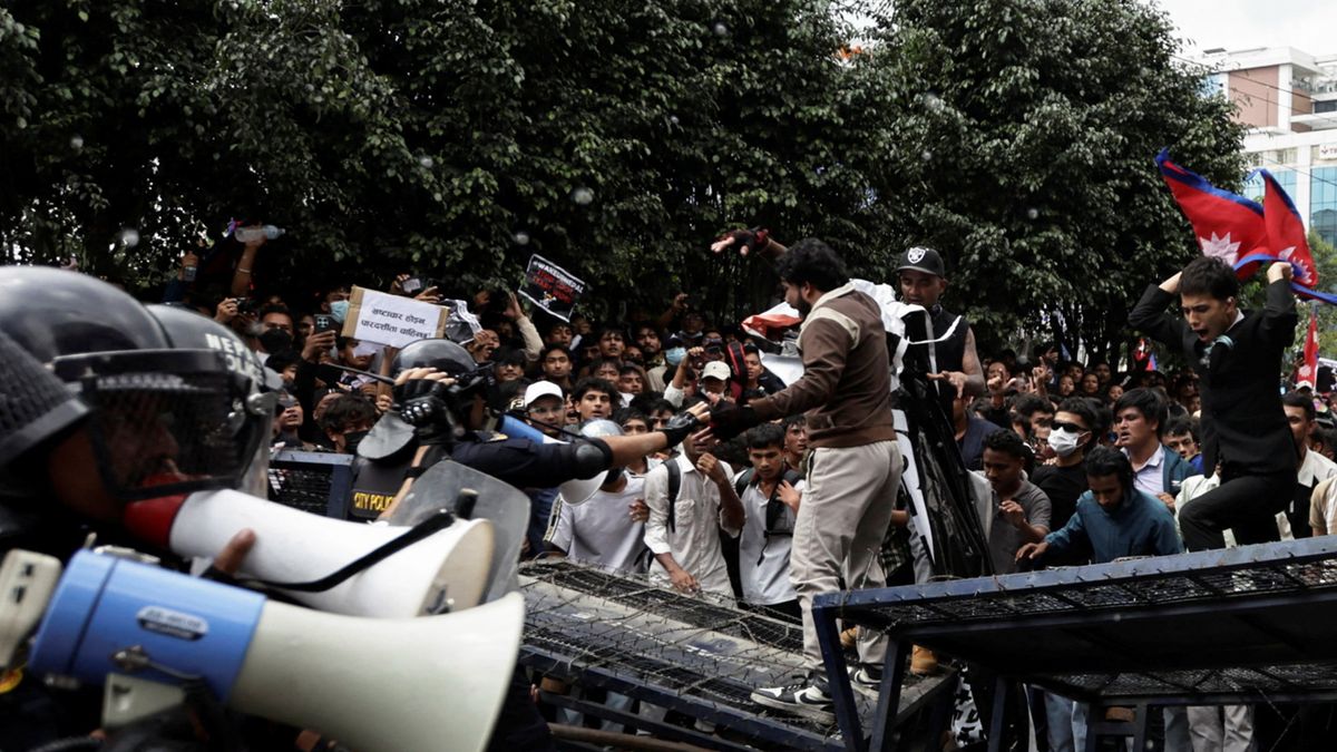16 Tote bei Protesten in Nepal