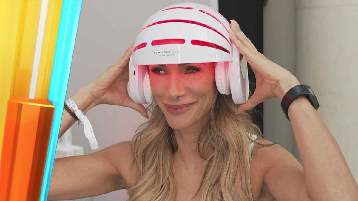 Von LED-Masken zu High-Tech-Hautscans: Auf diese Beauty-Hacks schwören die Stars