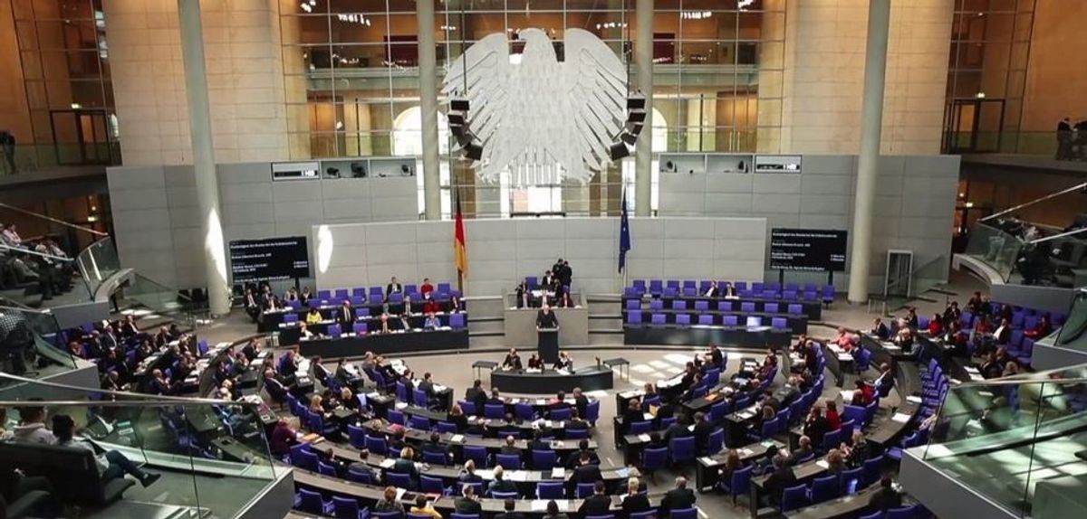 Hacker veröffentlichen geheime Daten hunderter deutscher Politiker und Prominenter
