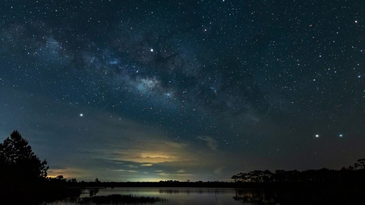 Sternschnuppen-Regen und Planeten-Bilder: Diese Astro-Highlights erwarten euch im Juli