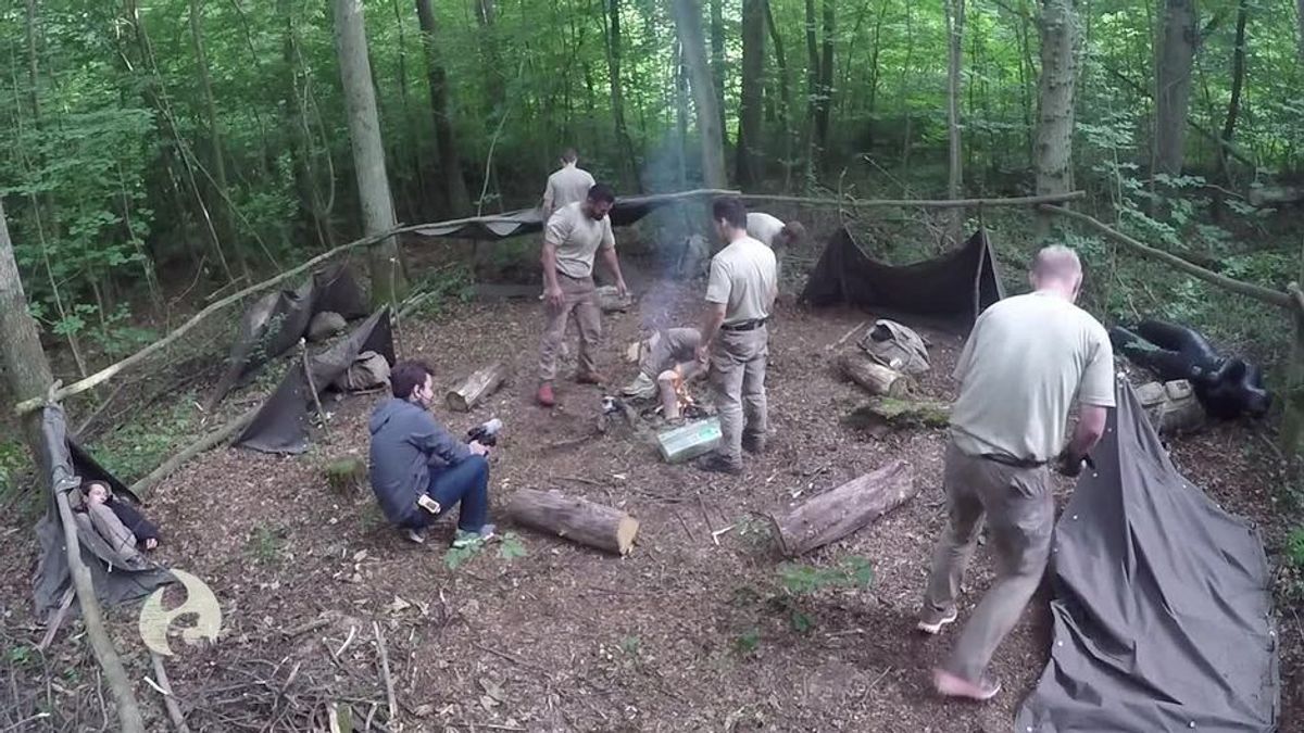 Hart. Härter. Höllencamp. Das Extrem-Experiment mit Patrick Esume