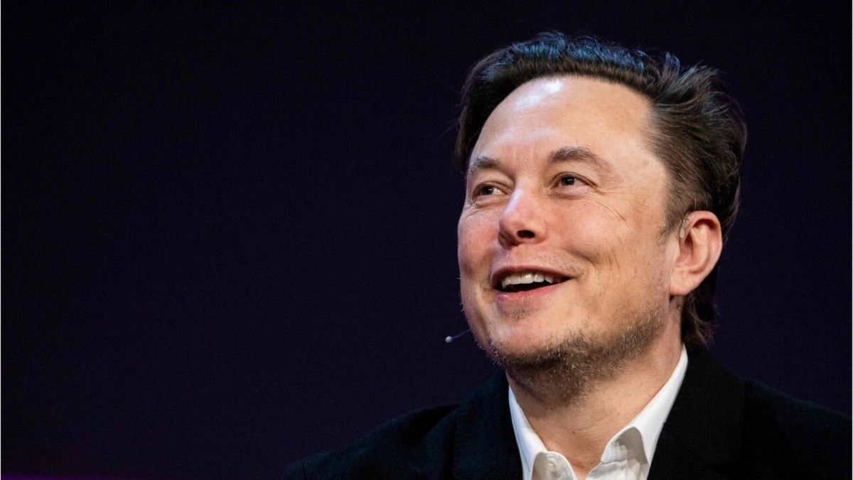 Elon Musk kündigt an: "Kaufe Manchester United. Gern Geschehen."