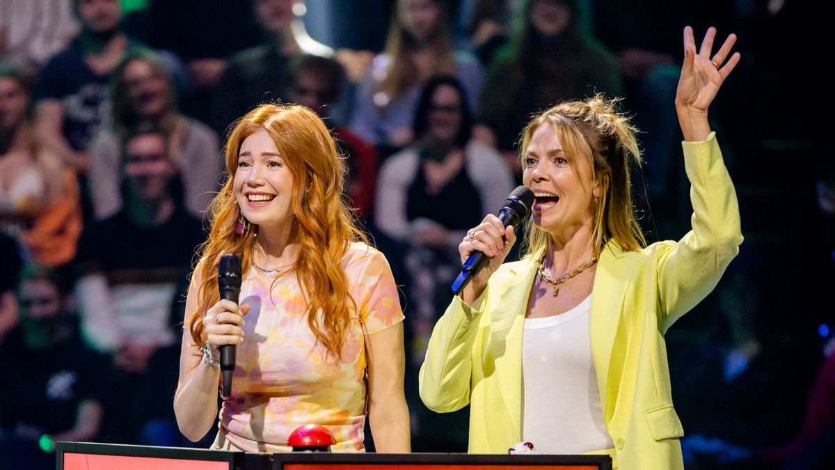 Palina Rojinski und Jessica Schwarz beim Autotune-Musikquiz