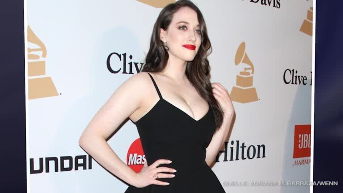 "2 Broke Girls"-Star Kat Dennings: Wow! So sexy tanzt sie am Set