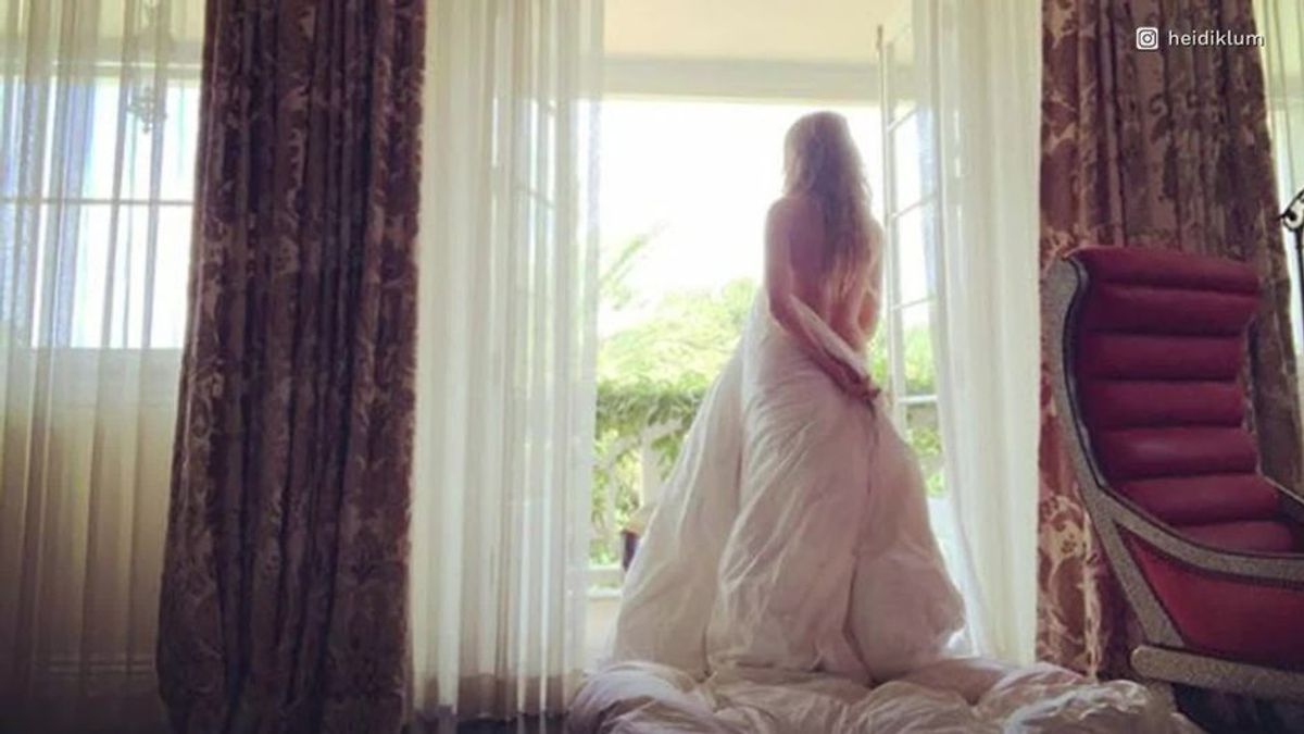 Verwegen nach dem Aufstehen: Heidi Klum teilt sexy Nackt-Bild