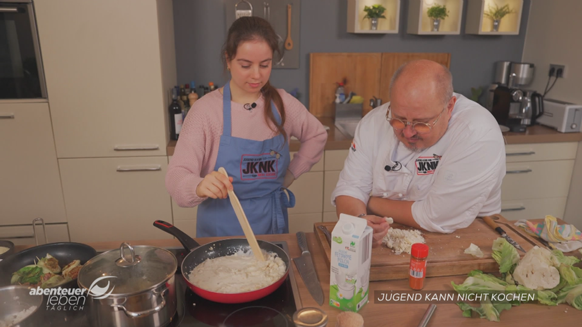 Krautwickel-Challenge: Achim Müller testet, ob die Jugend kochen kann!